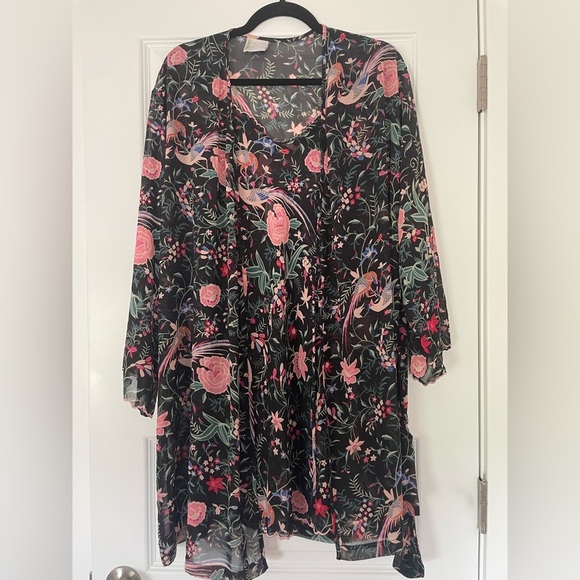 Natori Other - Natori + Neiman Marcus Vintage slip and robe, peacocks and flowers, one size